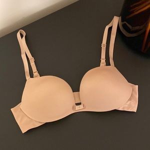 ♥️VS Lined Demi Bra, sz 32B